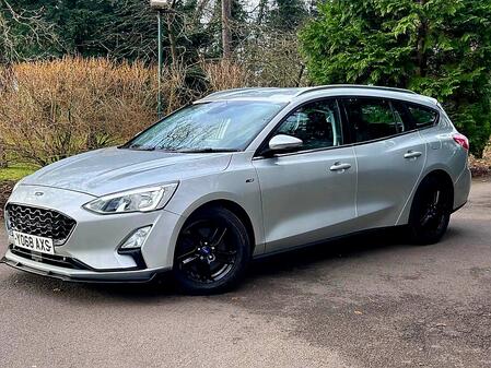 FORD FOCUS 1.5 EcoBlue Zetec 