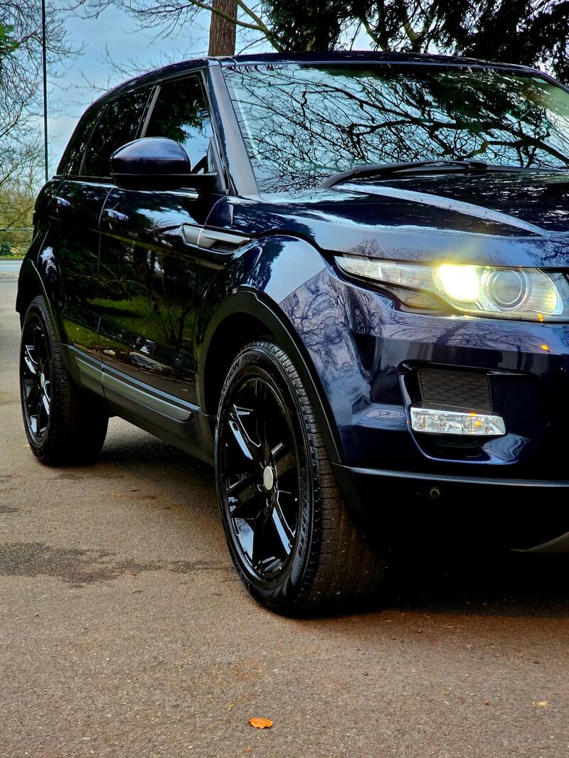 LAND ROVER RANGE ROVER EVOQUE