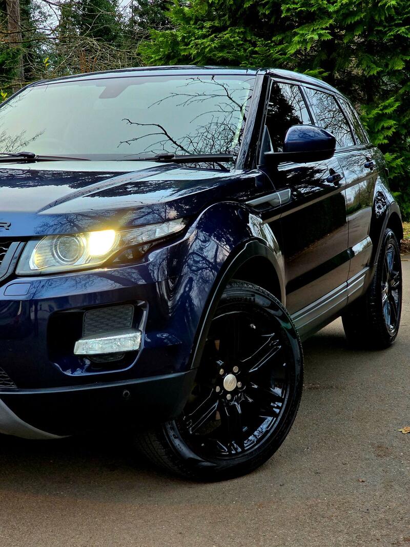 LAND ROVER RANGE ROVER EVOQUE