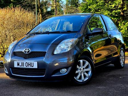 TOYOTA YARIS 1.3 Dual VVT-i T Spirit