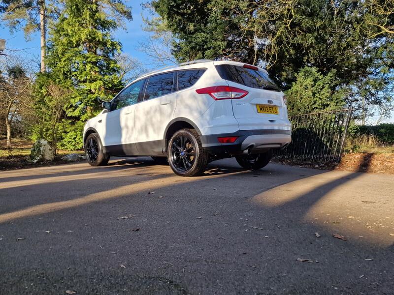 FORD KUGA