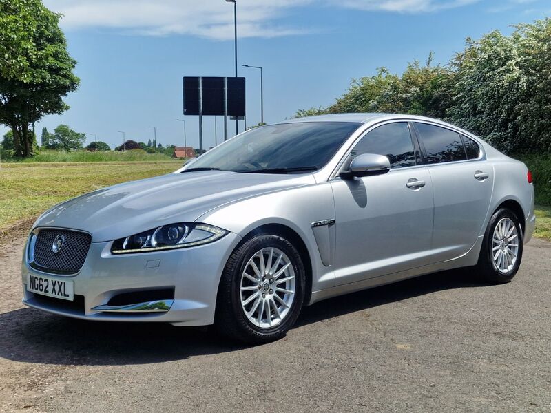 JAGUAR XF