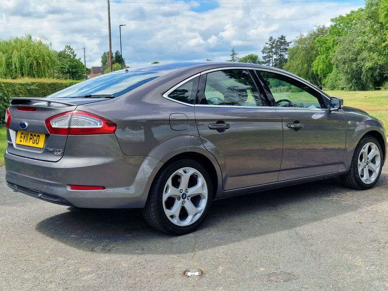 FORD MONDEO