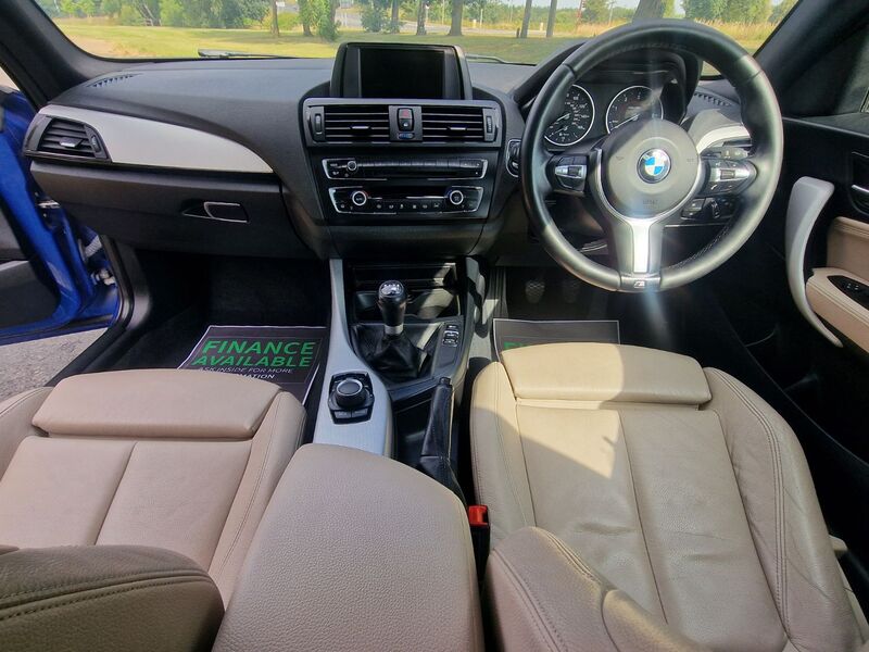 BMW 1 SERIES