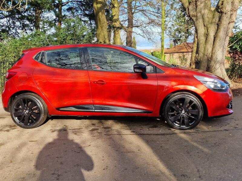 RENAULT CLIO